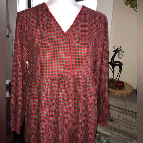 RARE VINTAGE COUNTRY FLANNEL Gown Victoria’s Secret Long Maxi Flannel Gown - Picture 5 of 8